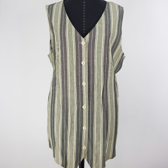 Striped, lightweight vest with adjustable back tie - Picture 4 of 7